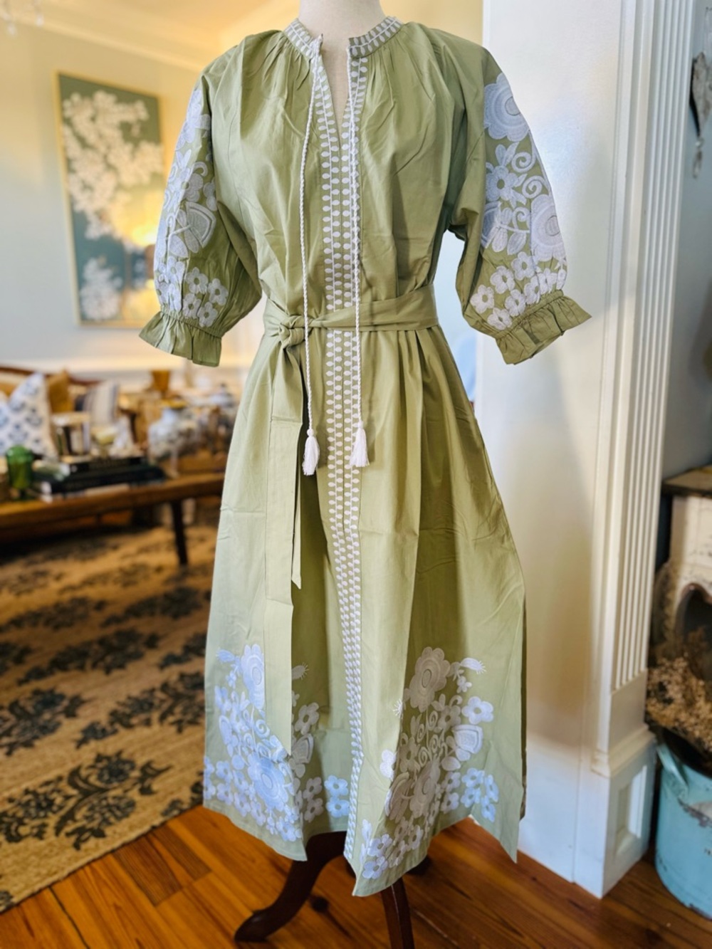 Direct from Manufacturer! Julia Amory Embroidered Coatue Midi Dress Sage & White - Picture 4 of 9